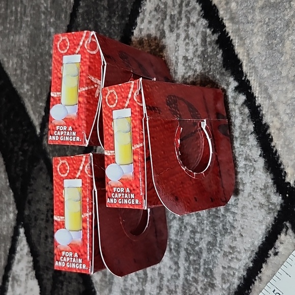 CAPTAIN MORGAN SIGNATURE FOOTBALL ICE MOLDS SET-OF-3 - Picture 6 of 9